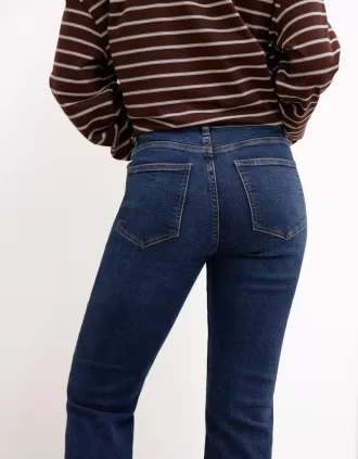Flared jeans