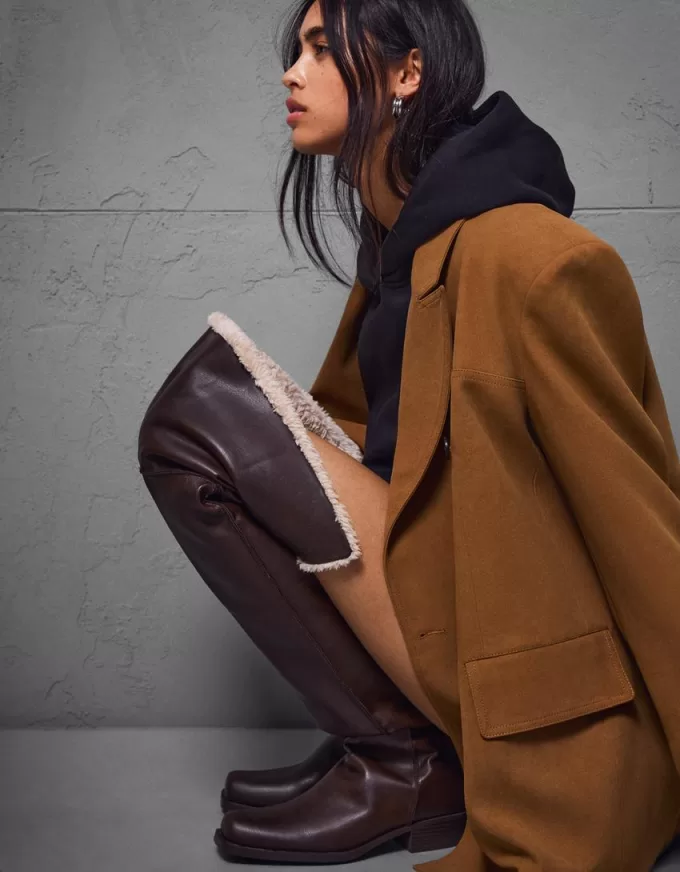 Flat over-the-knee boots Flat over-the-knee boots