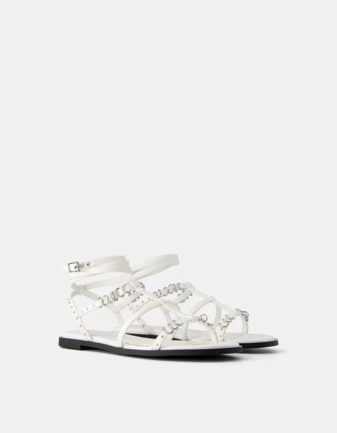 Flat sandals with ring details Flat sandals with ring details