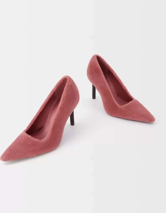 High-heel shoes with faux fur High-heel shoes with faux fur