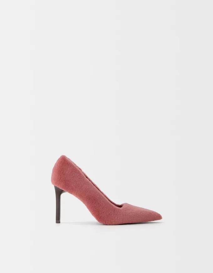 High-heel shoes with faux fur High-heel shoes with faux fur