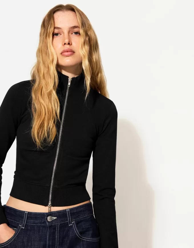 High neck sweatshirt with zipper