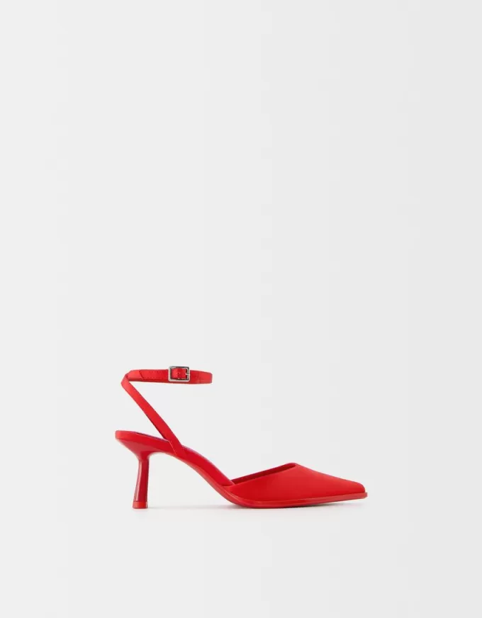 Kitten-heel sandals with ankle strap