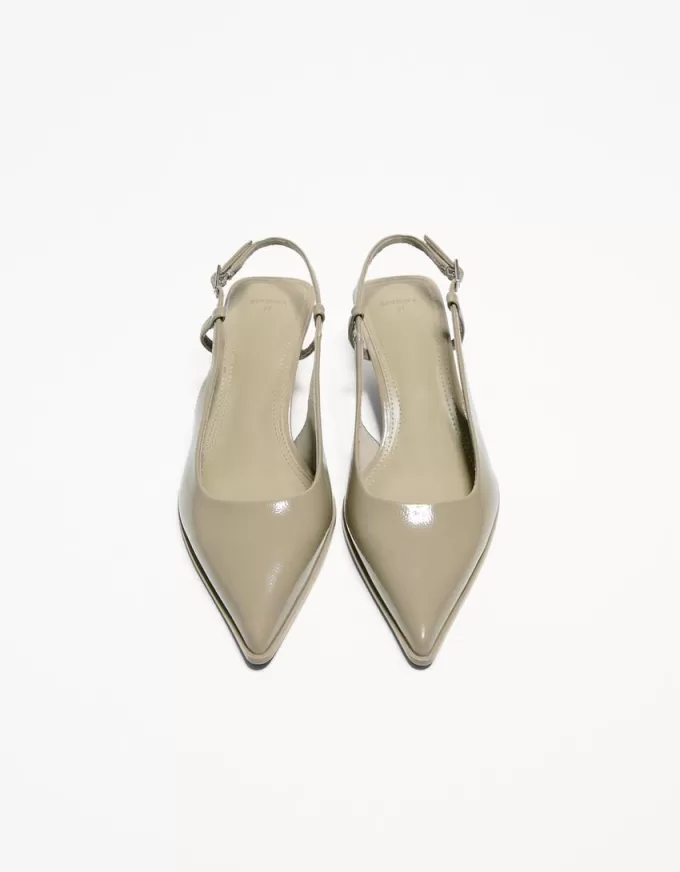 Kitten-heel shoes Kitten-heel shoes