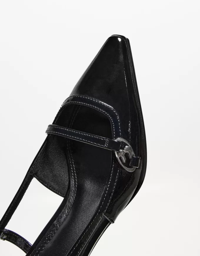 Kitten-heel shoes with buckle Kitten-heel shoes with buckle