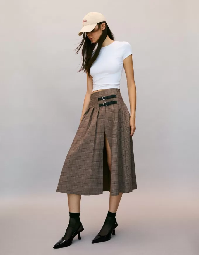 Kitten heel slingback shoes Kitten heel slingback shoes