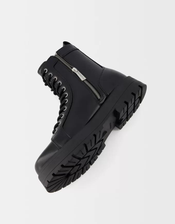 Lace-up track sole ankle boots