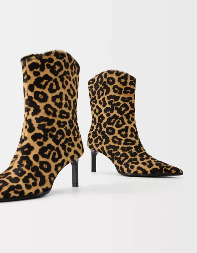 Leopard print LEATHER ankle boots
