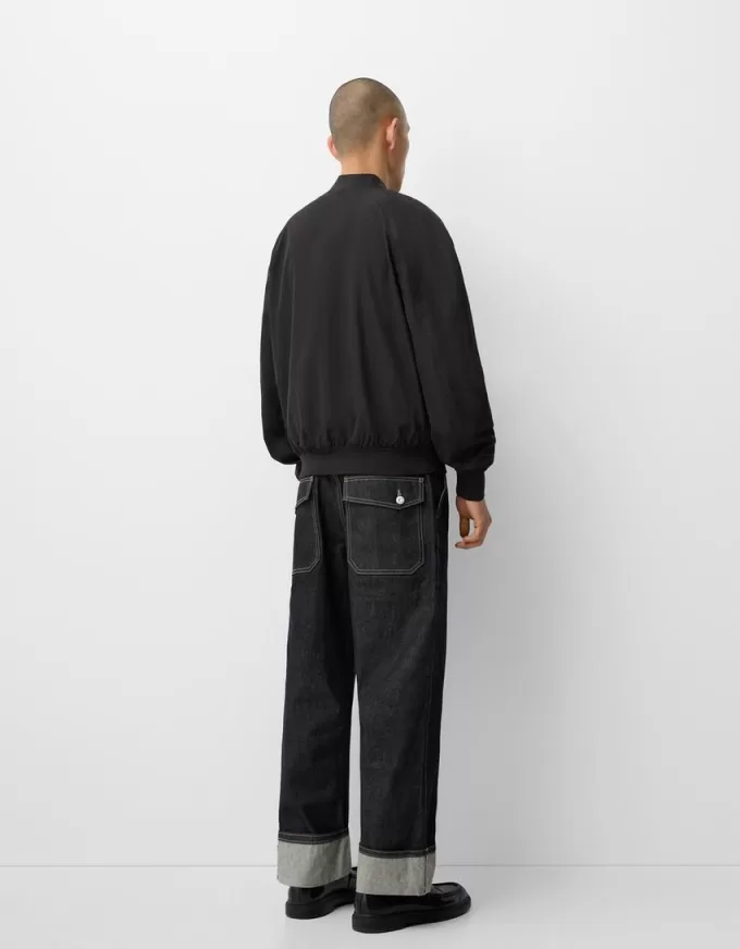 Lightweight bomber jacket