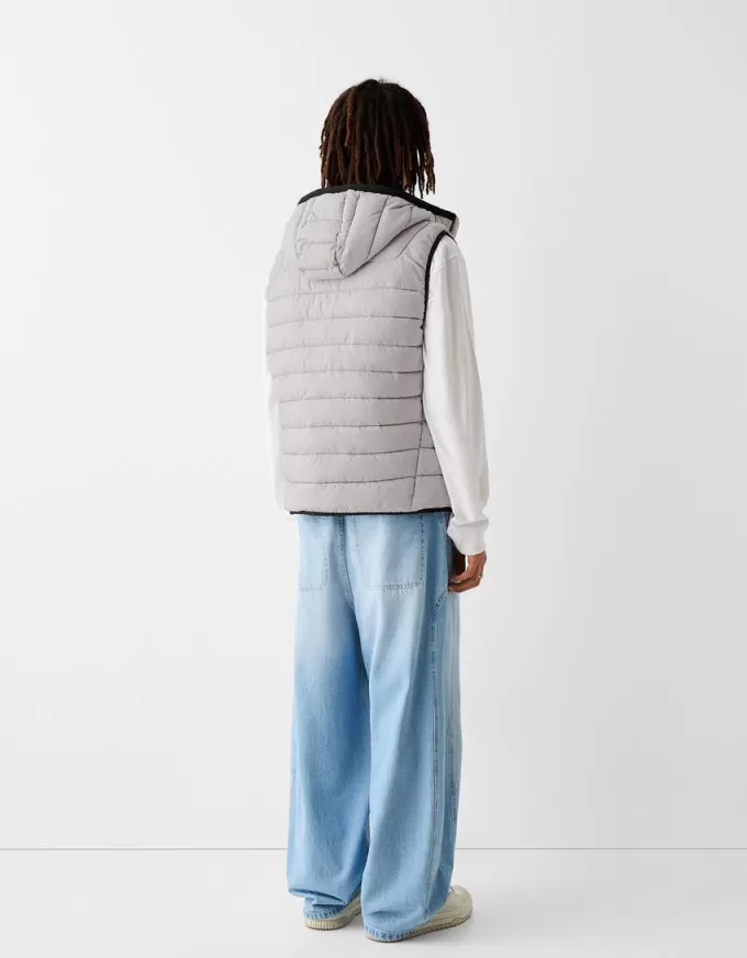 Lightweight puffer vest with hood