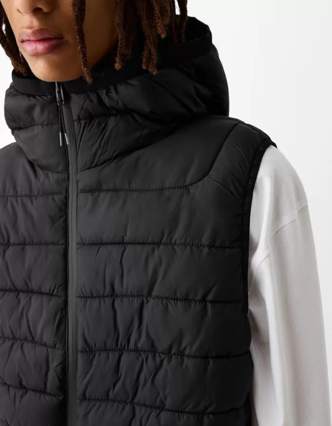 Lightweight puffer vest with hood