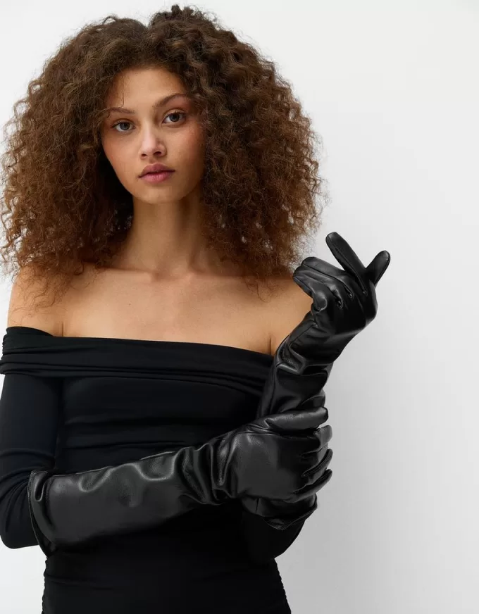 Long leather effect gloves Long leather effect gloves