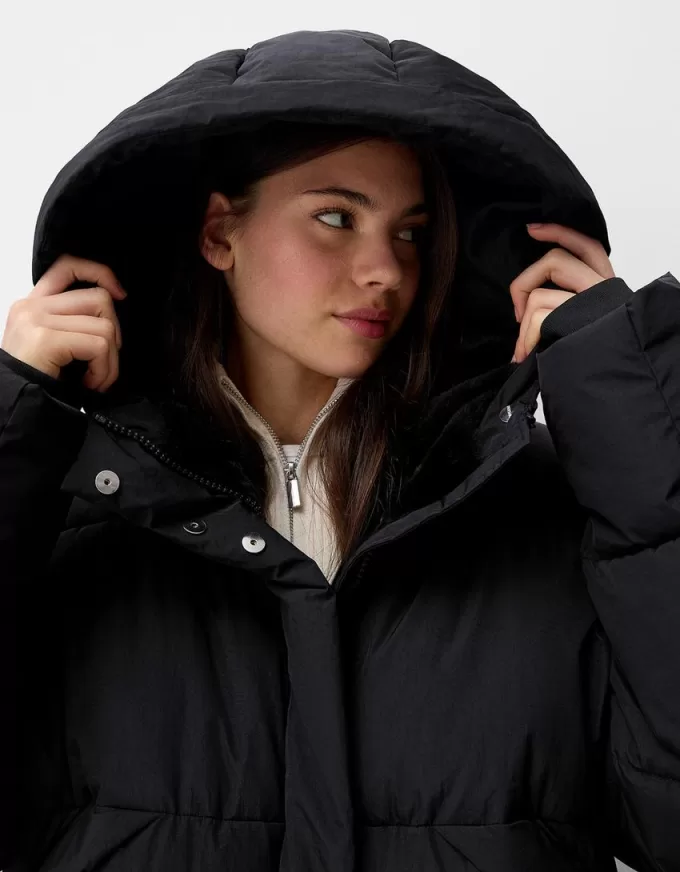 Long puffer coat with hood