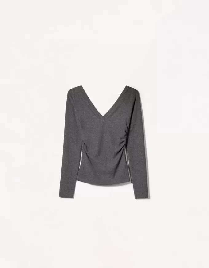 Long sleeve T-shirt with a gathered V-neck