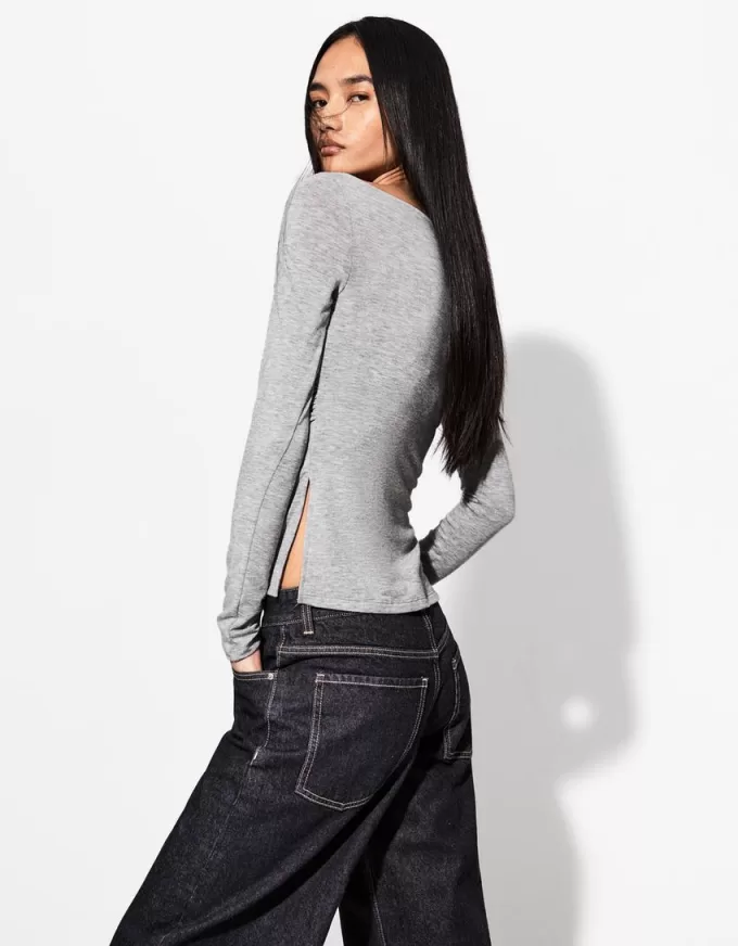 Long sleeve T-shirt with gathered detail