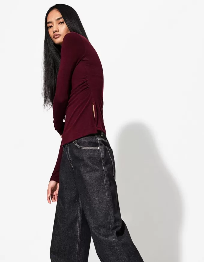 Long sleeve T-shirt with gathered detail