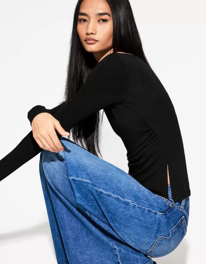 Long sleeve T-shirt with gathered detail