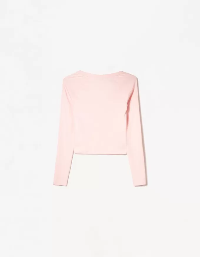 Long sleeve V-neck T-shirt