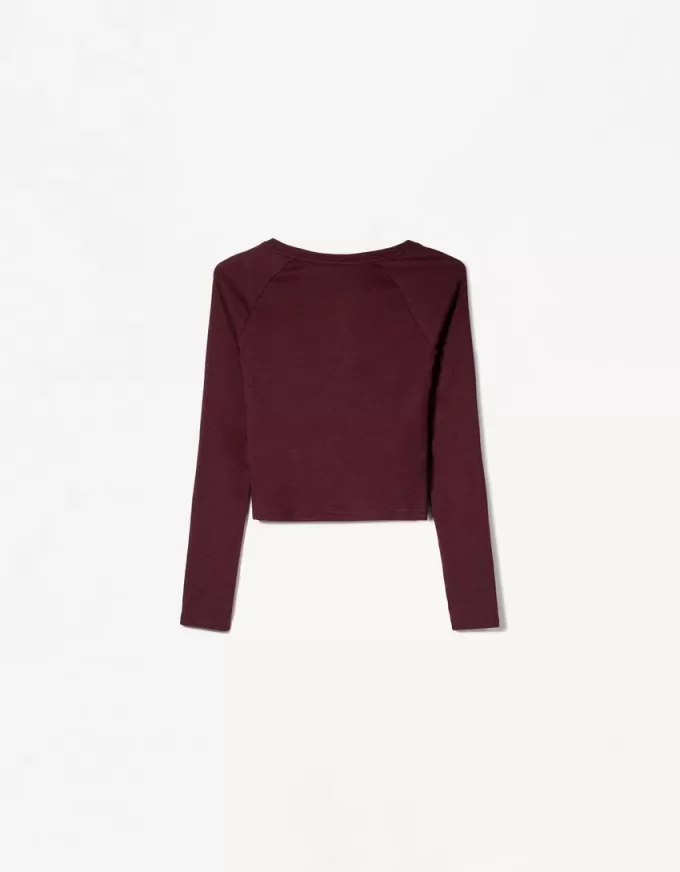 Long sleeve V-neck T-shirt