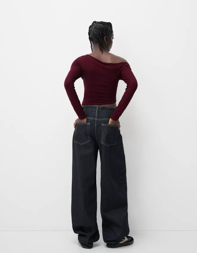 Long sleeve asymmetric T-shirt