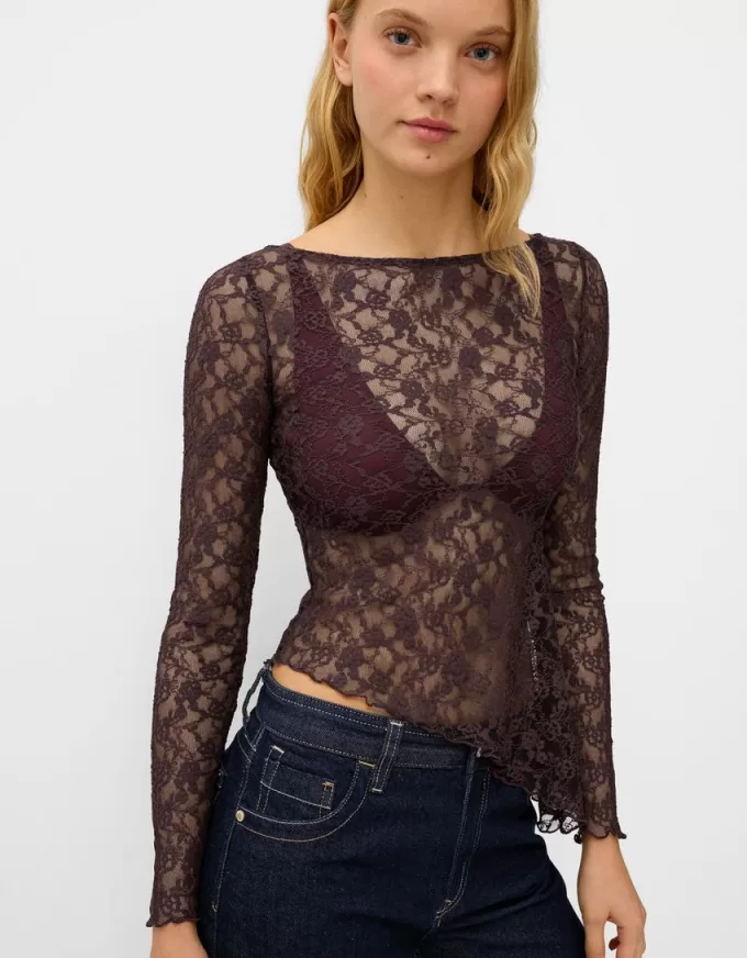 Long sleeve blonde lace top