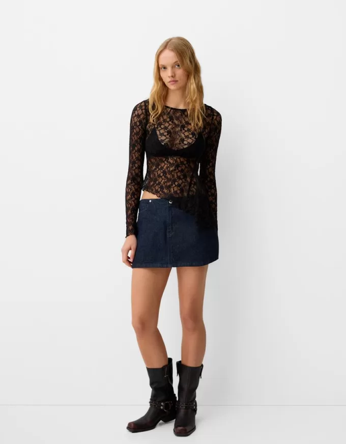 Long sleeve blonde lace top