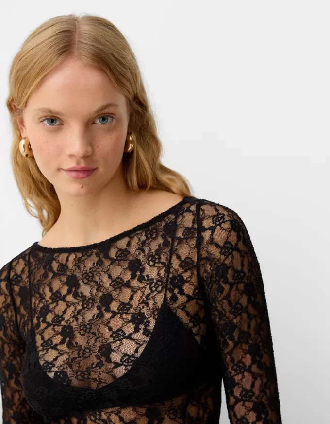 Long sleeve blonde lace top