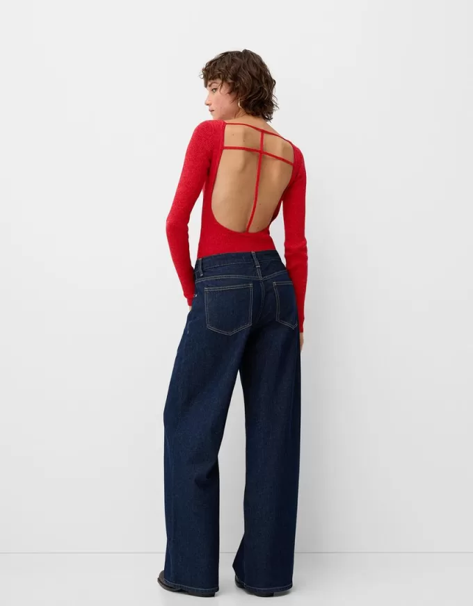 Long sleeve bodysuit with open back Long sleeve bodysuit with open back