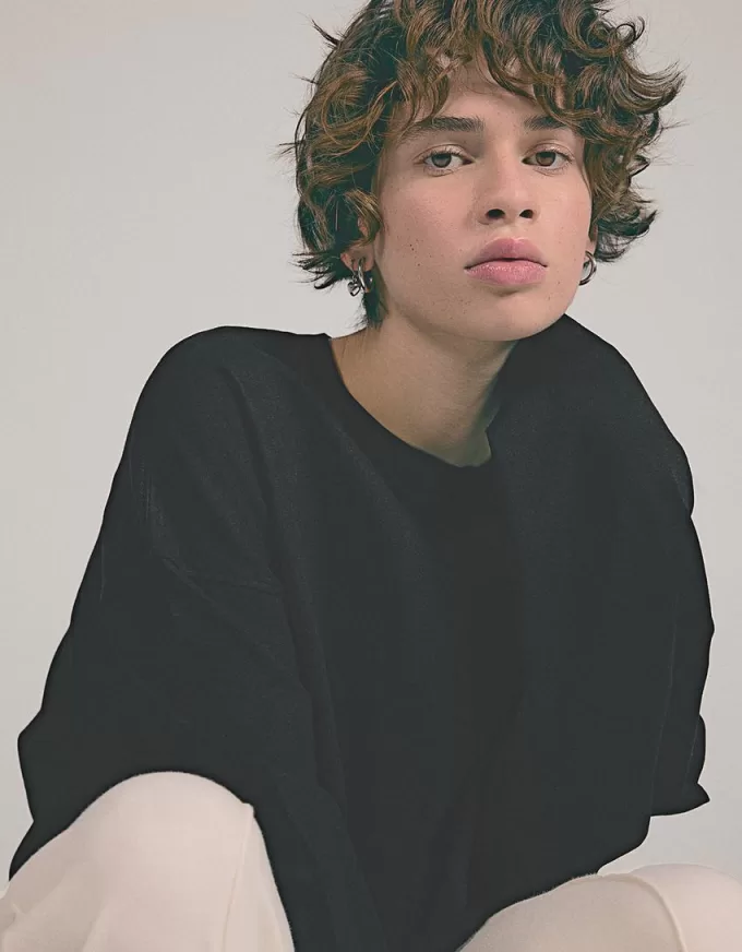 Long sleeve cotton T-shirt