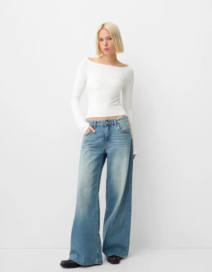 Long sleeve embroidered boat neck T-shirt