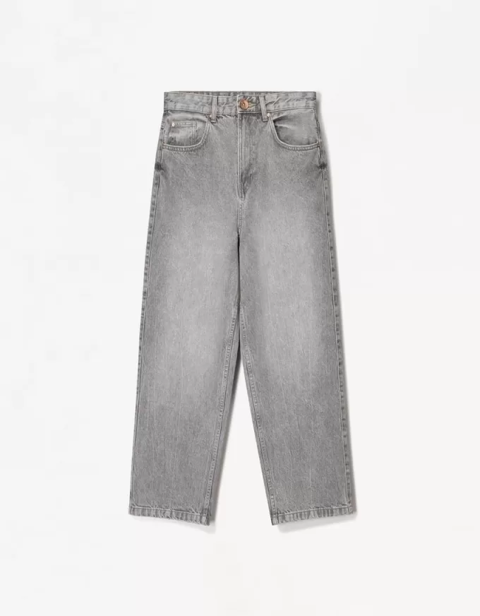 Loose-fit baggy jeans Loose-fit baggy jeans