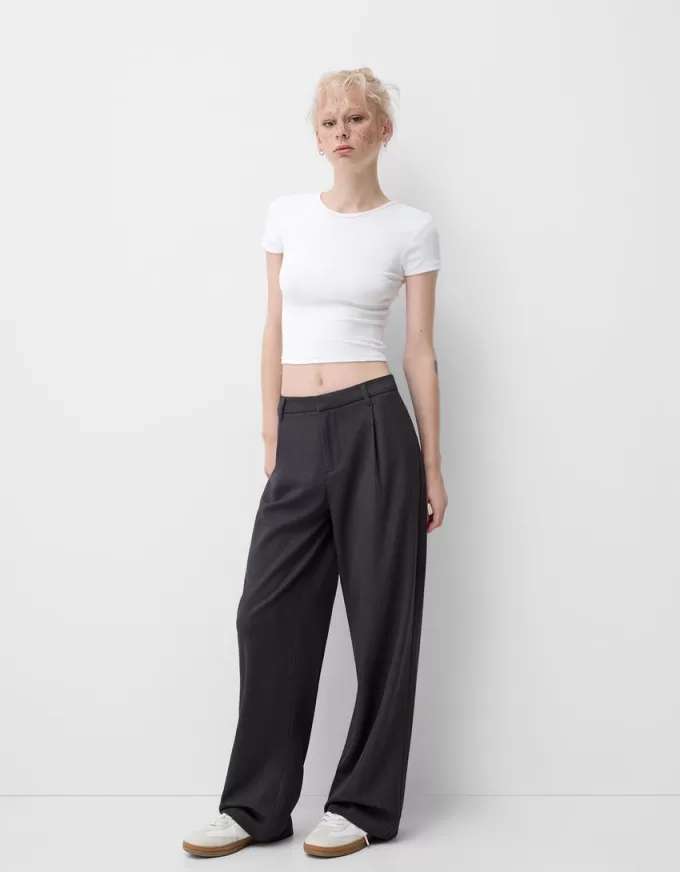 Low-rise baggy pants Low-rise baggy pants