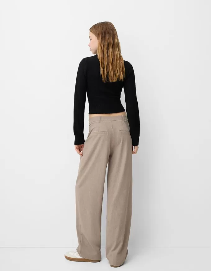 Low-rise baggy pants Low-rise baggy pants