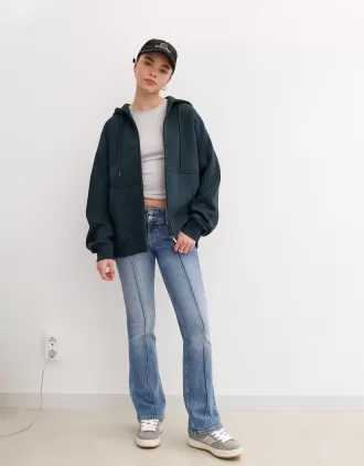 Low-rise bootcut jeans
