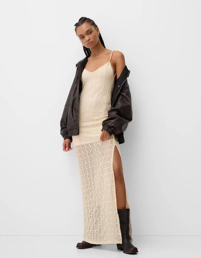 Maxi dress with blonde lace