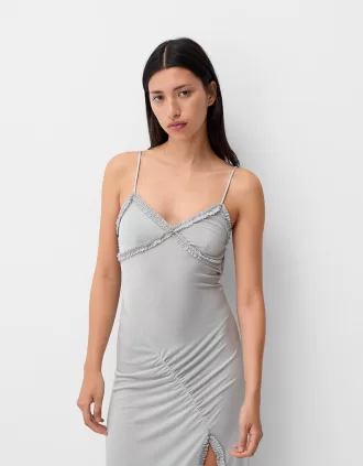 Maxi dress with straps