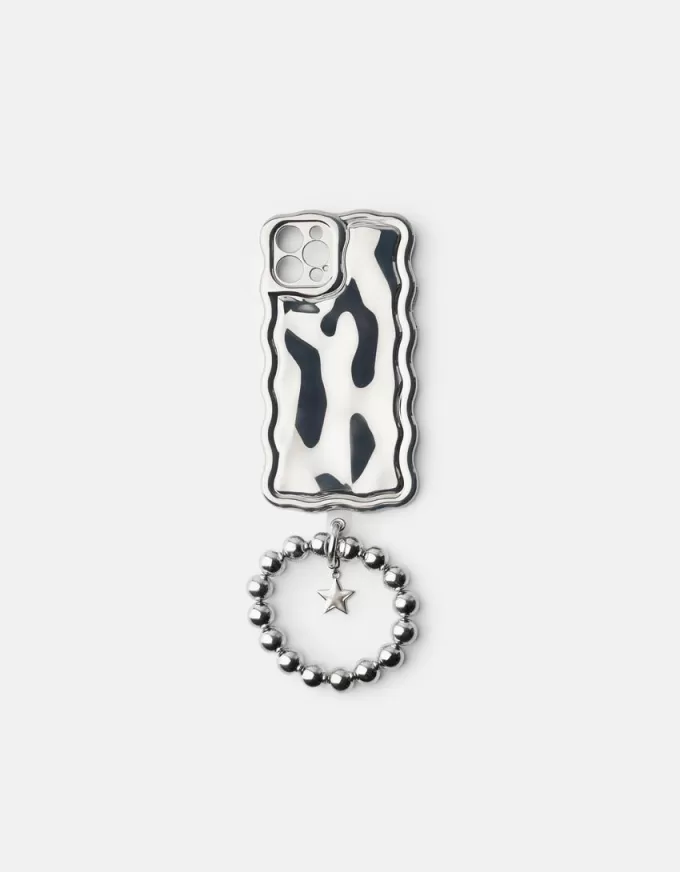 Metallic cell phone case with bracelet Metallic cell phone case with bracelet