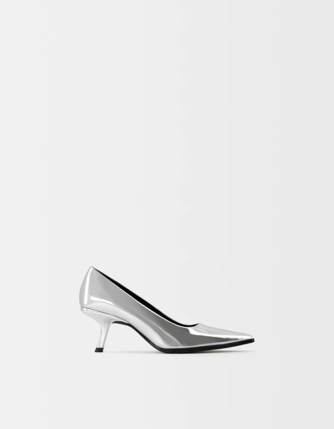 Metallic high-heel shoes