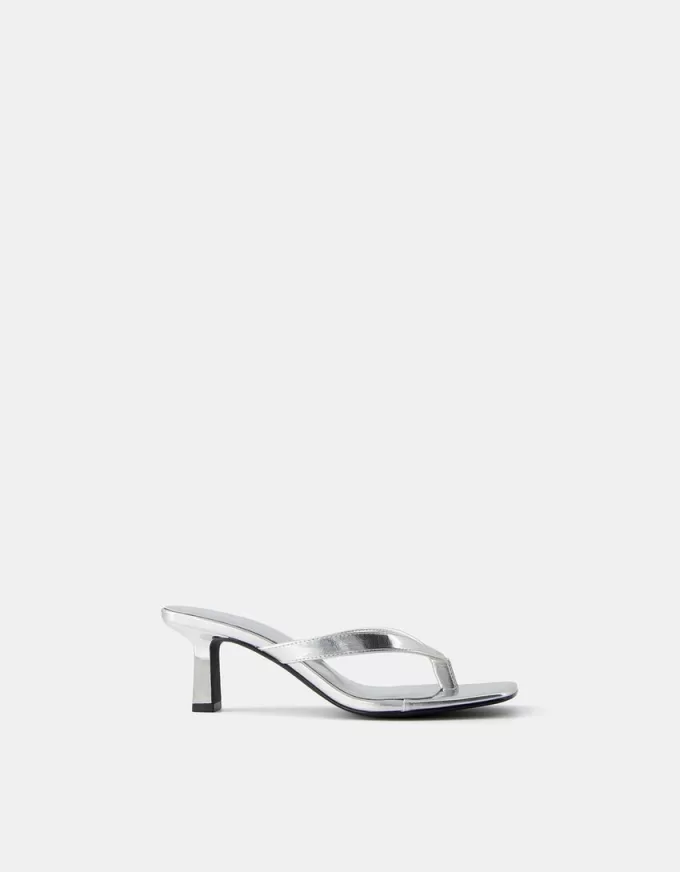 Metallic kitten-heel sandals Metallic kitten-heel sandals