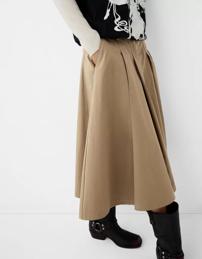 Midi skirt with box pleats and pockets Midi skirt with box pleats and pockets