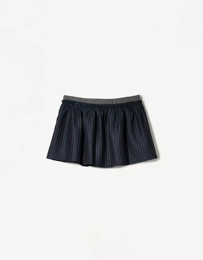Mini skirt with contrast waist