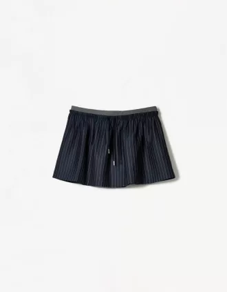 Mini skirt with contrast waist