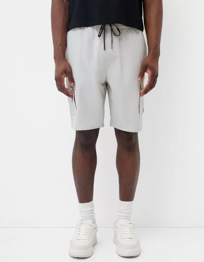 Multi-cargo technical Bermuda shorts