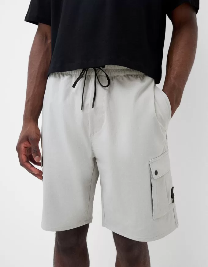 Multi-cargo technical Bermuda shorts