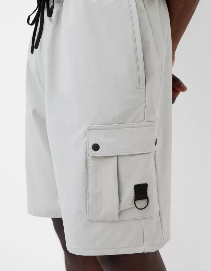 Multi-cargo technical Bermuda shorts