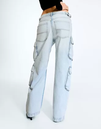 Multi-pocket cargo jeans