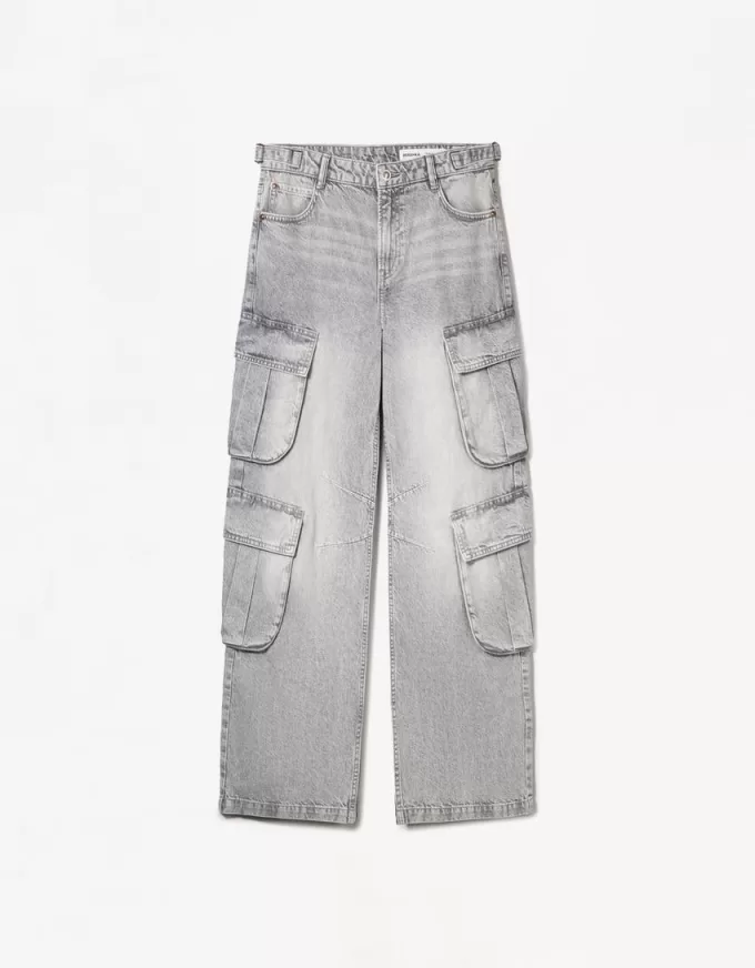 Multi-pocket cargo jeans
