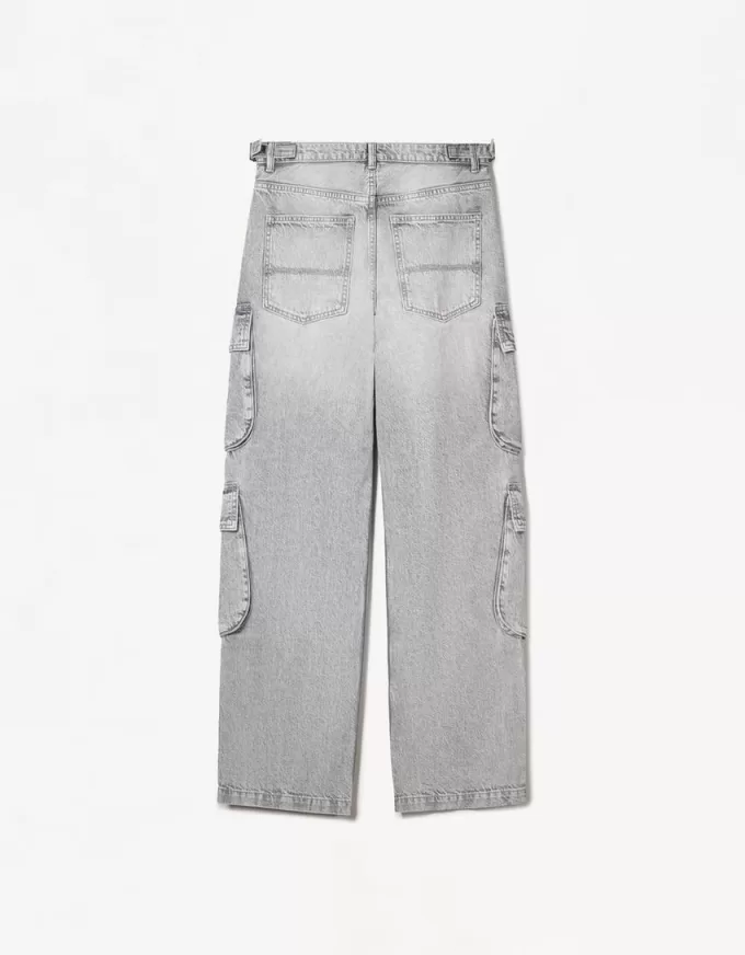 Multi-pocket cargo jeans Multi-pocket cargo jeans