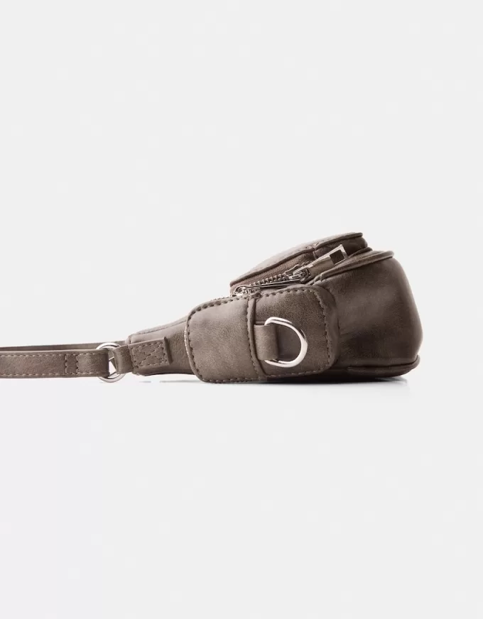 Multi-pocket shoulder bag