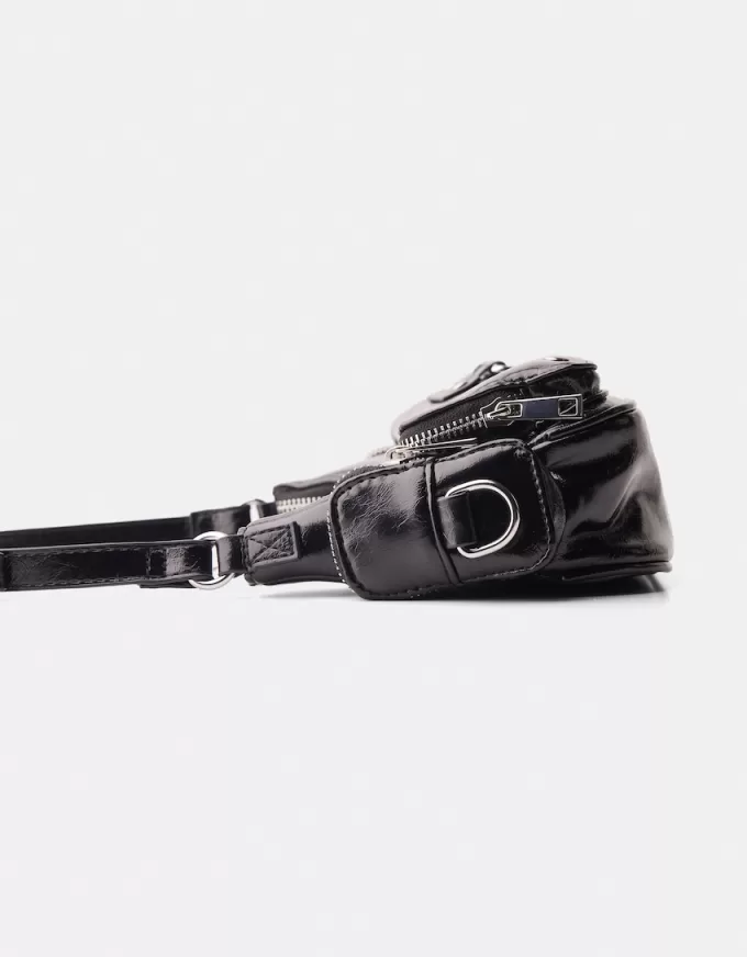 Multi-pocket shoulder bag